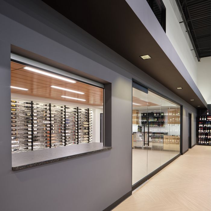 Evans Wine and Liquor - Lakewood, NY